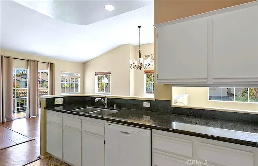 7831 E Horizon View, Anaheim, CA 92808