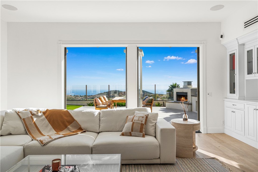 24 Venezia, Newport Coast, CA 92657