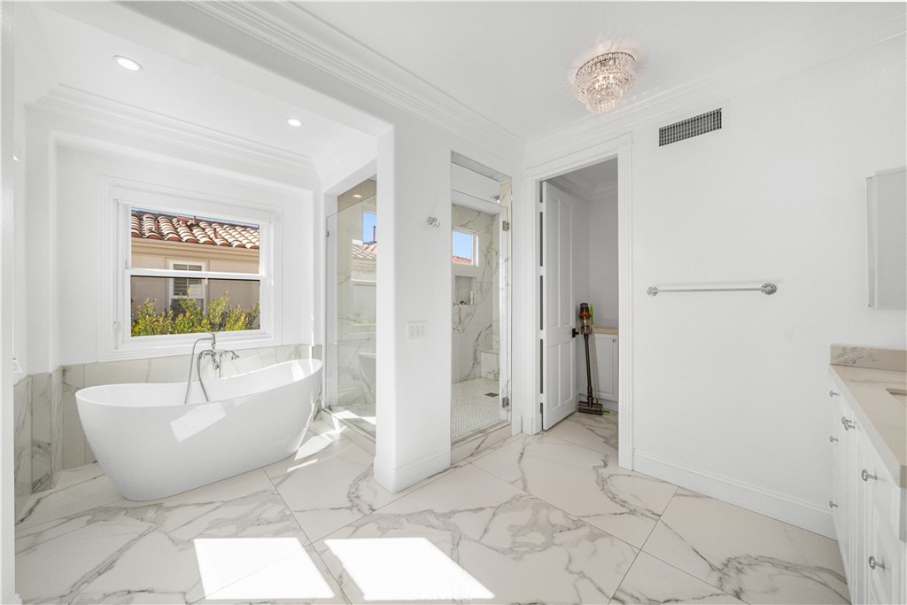 24 Venezia, Newport Coast, CA 92657