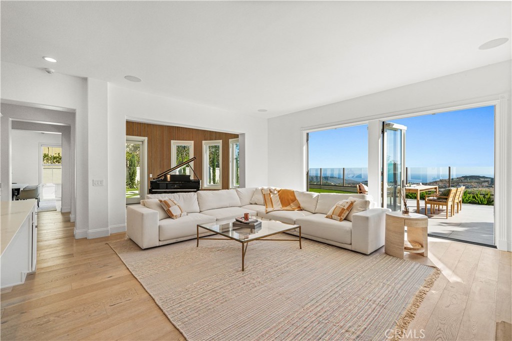 24 Venezia, Newport Coast, CA 92657