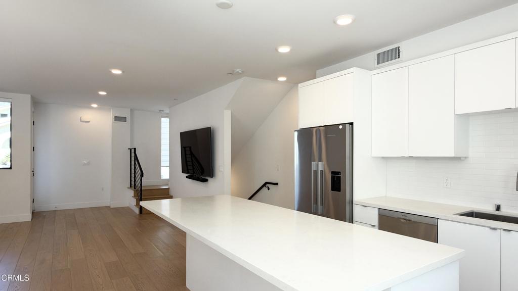 8. kitchen_3_IMG_0408