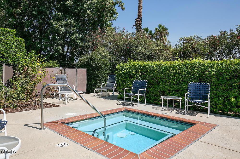 288 Palmetto Dr 028-mls
