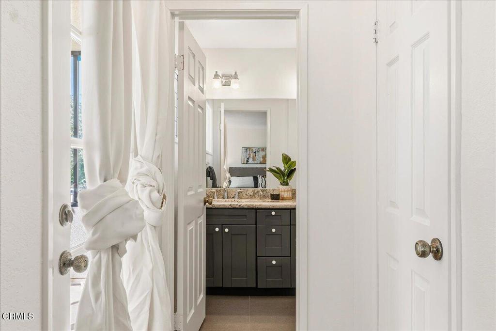 33-33 - 1000 E California Blvd #105
