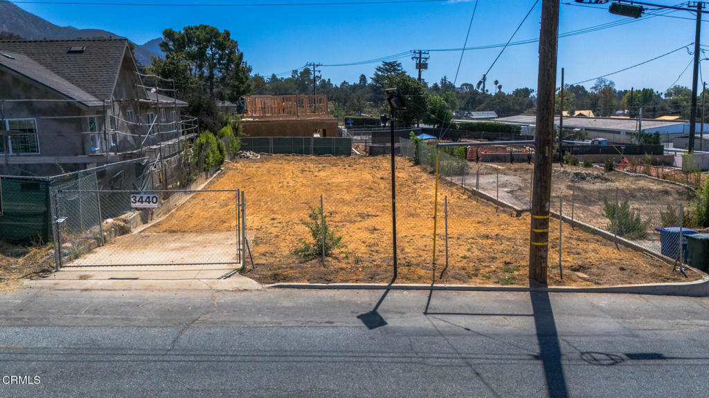 Altadena--12 Altadena--12