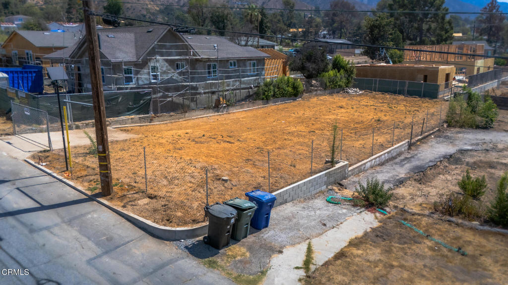 Altadena--11 Altadena--11