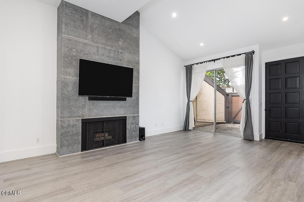 214 S Marengo Ave 004-mls
