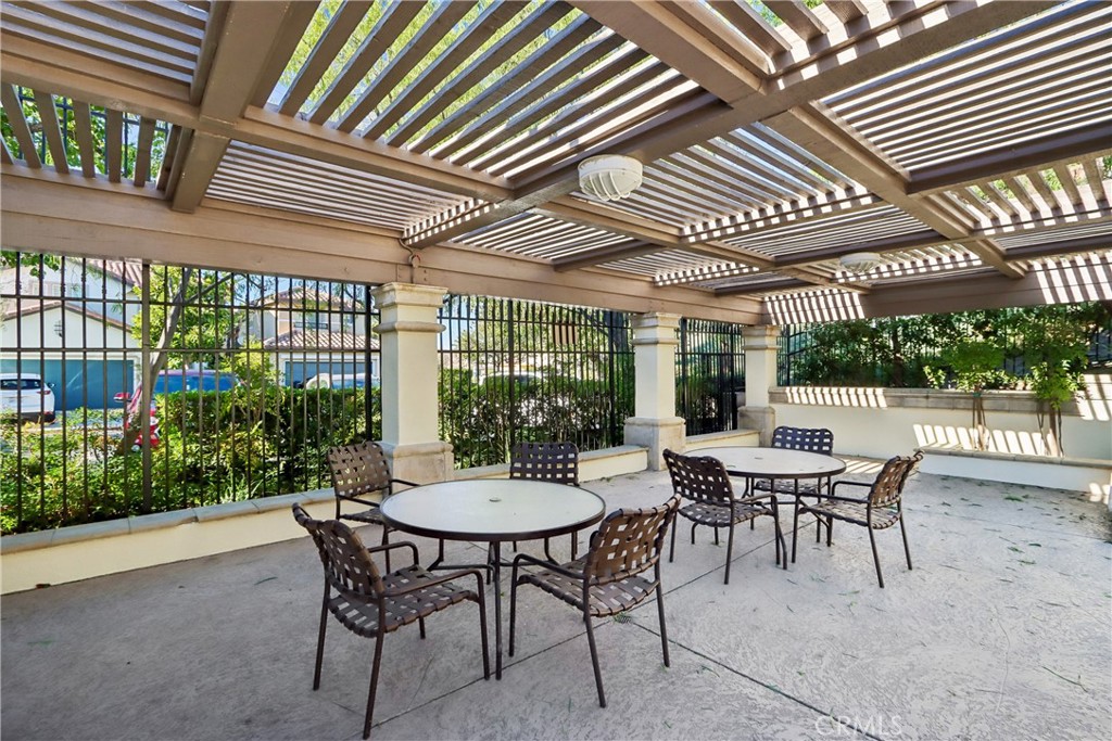 27707 Clio Lane, Canyon Country, CA 91351