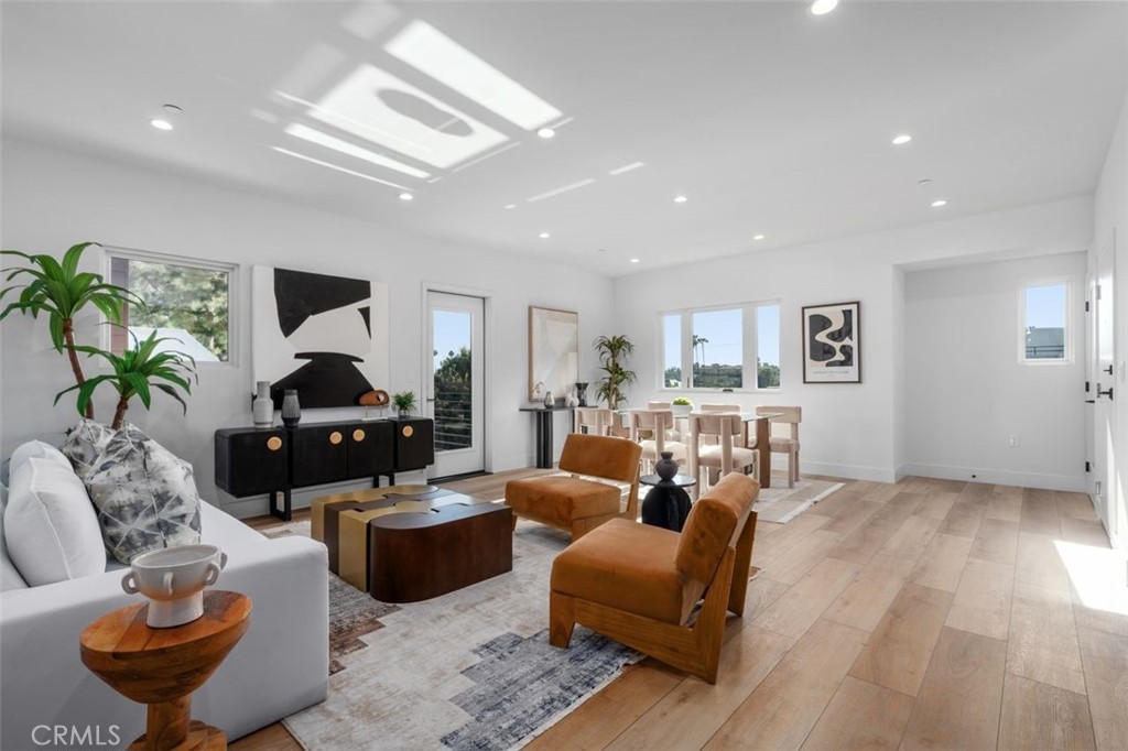 150 S Oak Knoll Avenue, #205, Pasadena, CA 91101