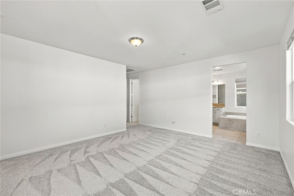 3113 Barrowby, Bakersfield, CA 93311