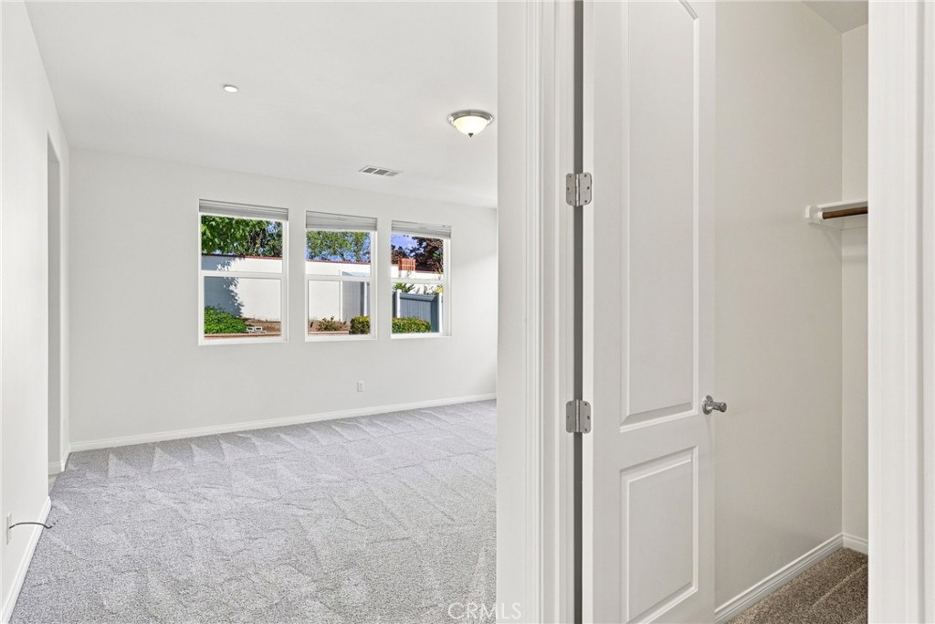 3113 Barrowby, Bakersfield, CA 93311