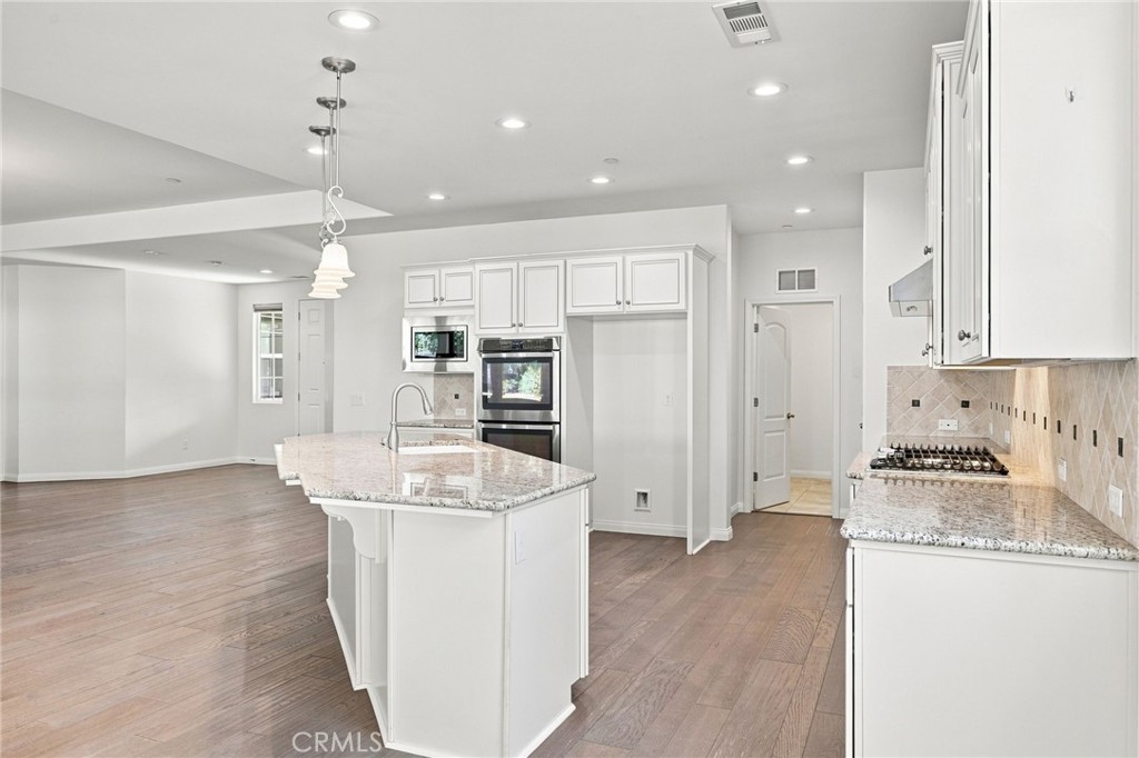 3113 Barrowby, Bakersfield, CA 93311