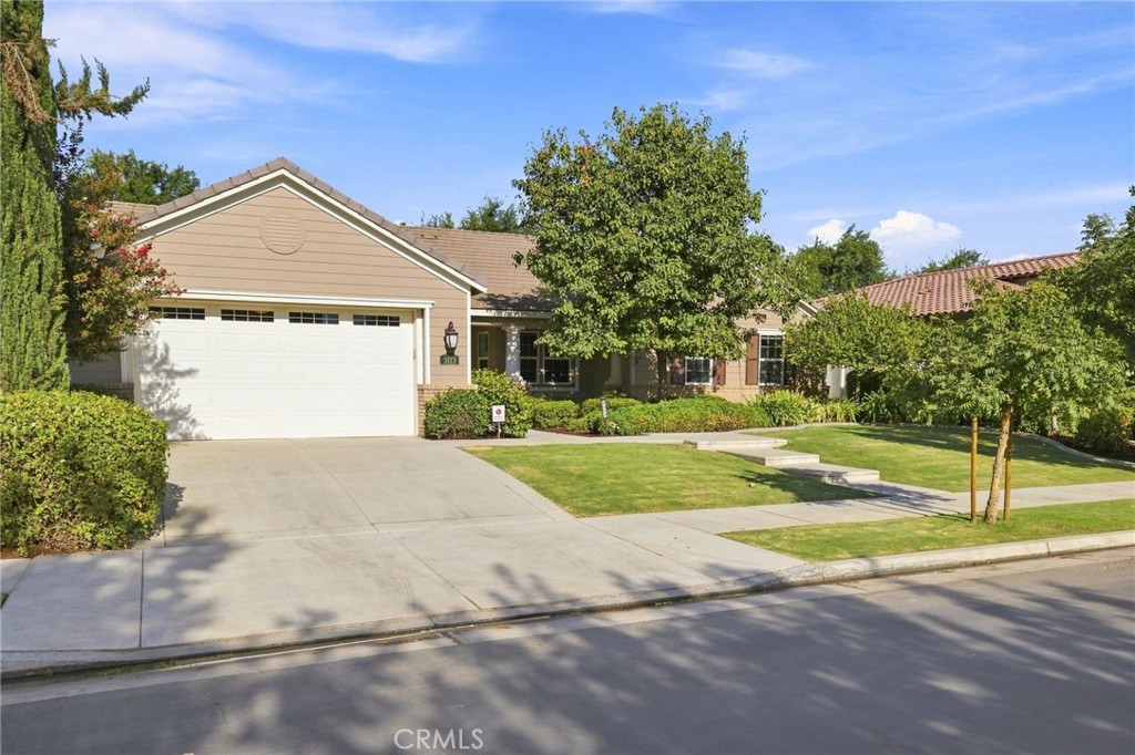 3113 Barrowby, Bakersfield, CA 93311
