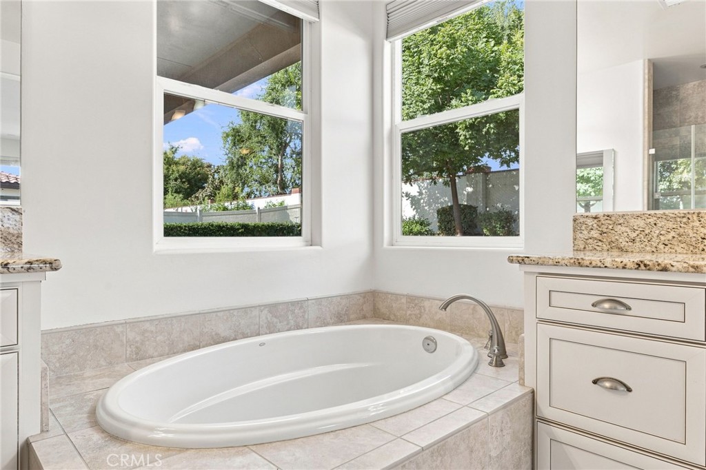 3113 Barrowby, Bakersfield, CA 93311