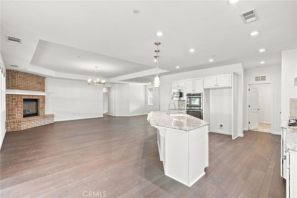 3113 Barrowby, Bakersfield, CA 93311