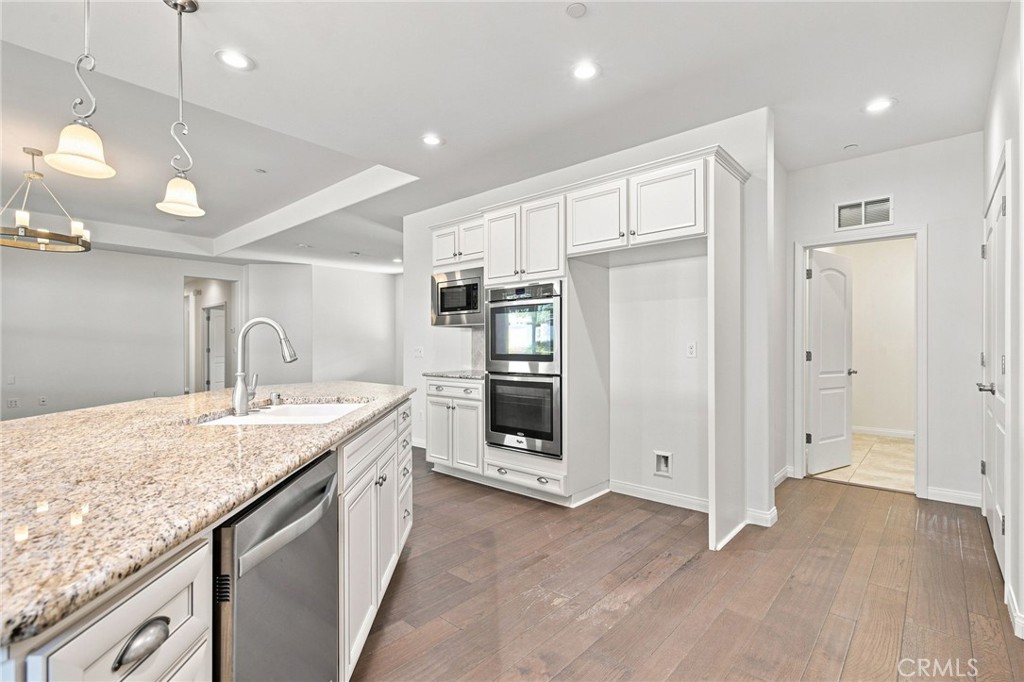 3113 Barrowby, Bakersfield, CA 93311