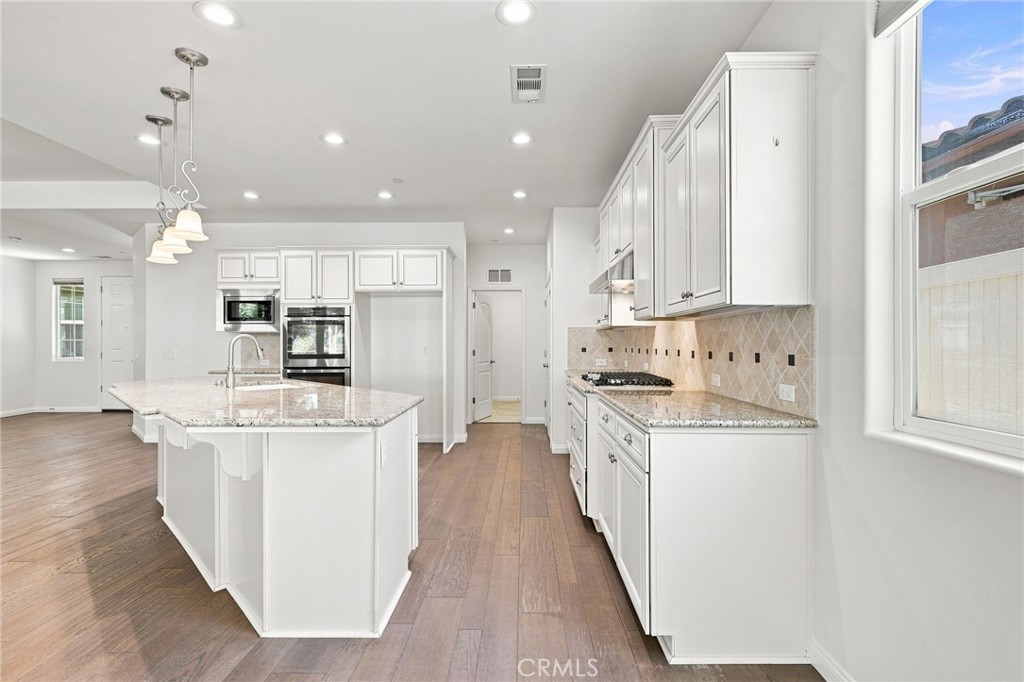 3113 Barrowby, Bakersfield, CA 93311