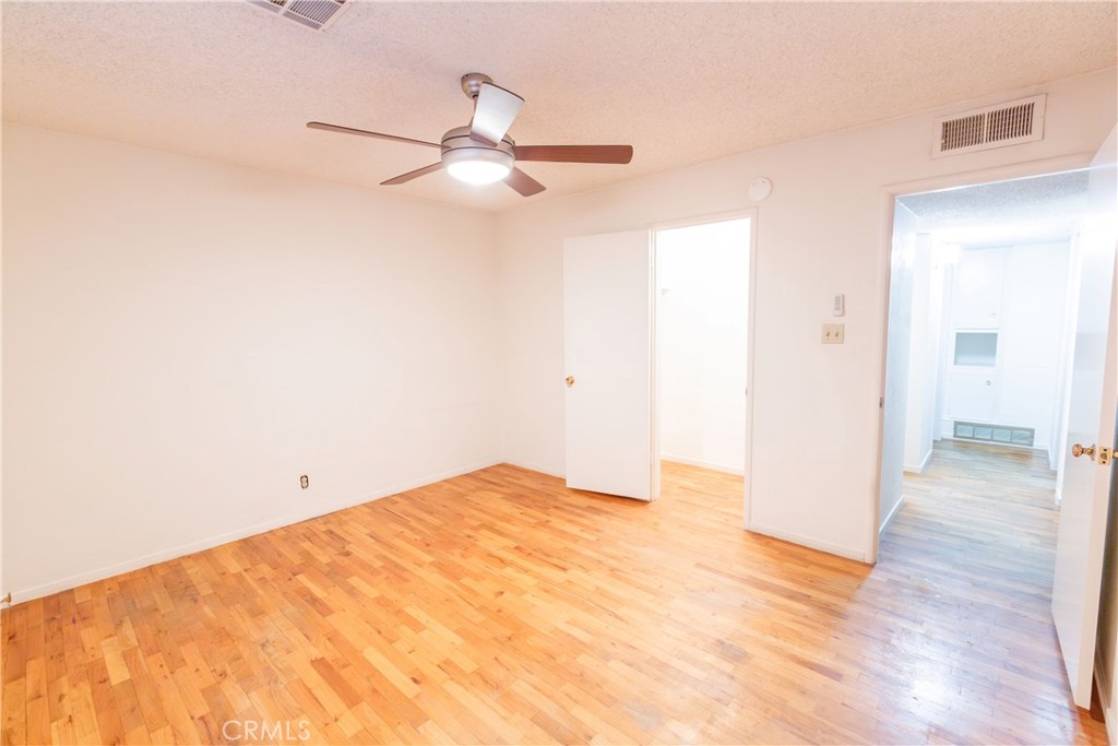 2440 E Howard, Visalia, CA 93292