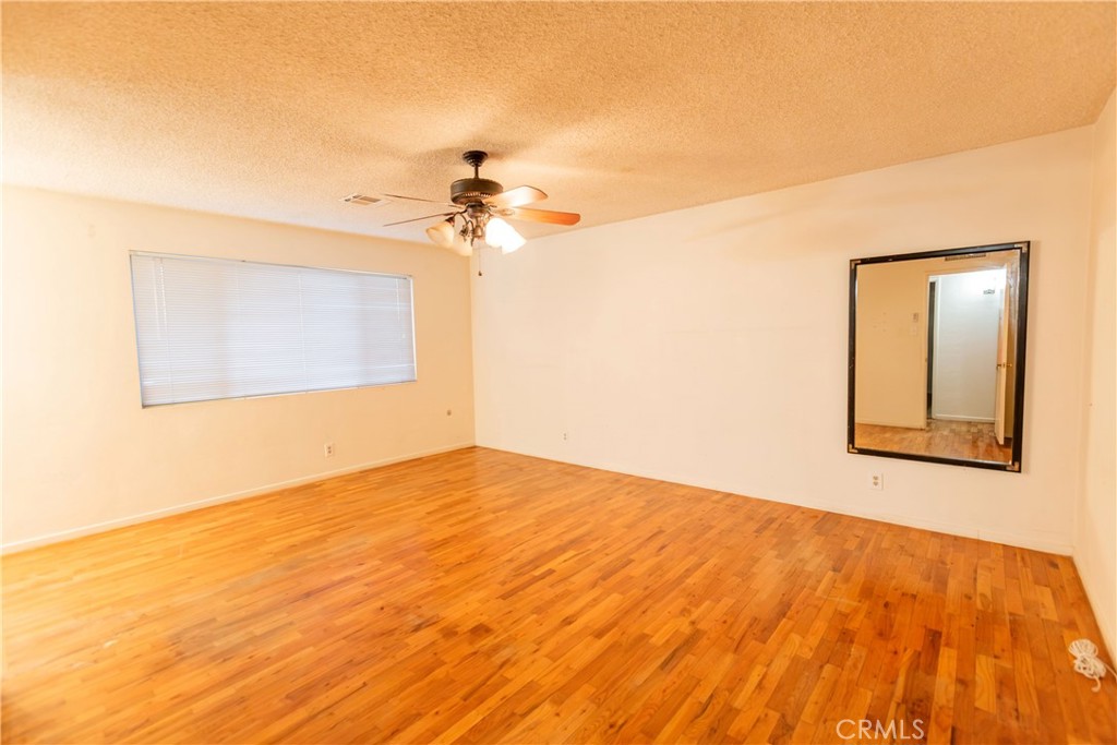 2440 E Howard, Visalia, CA 93292