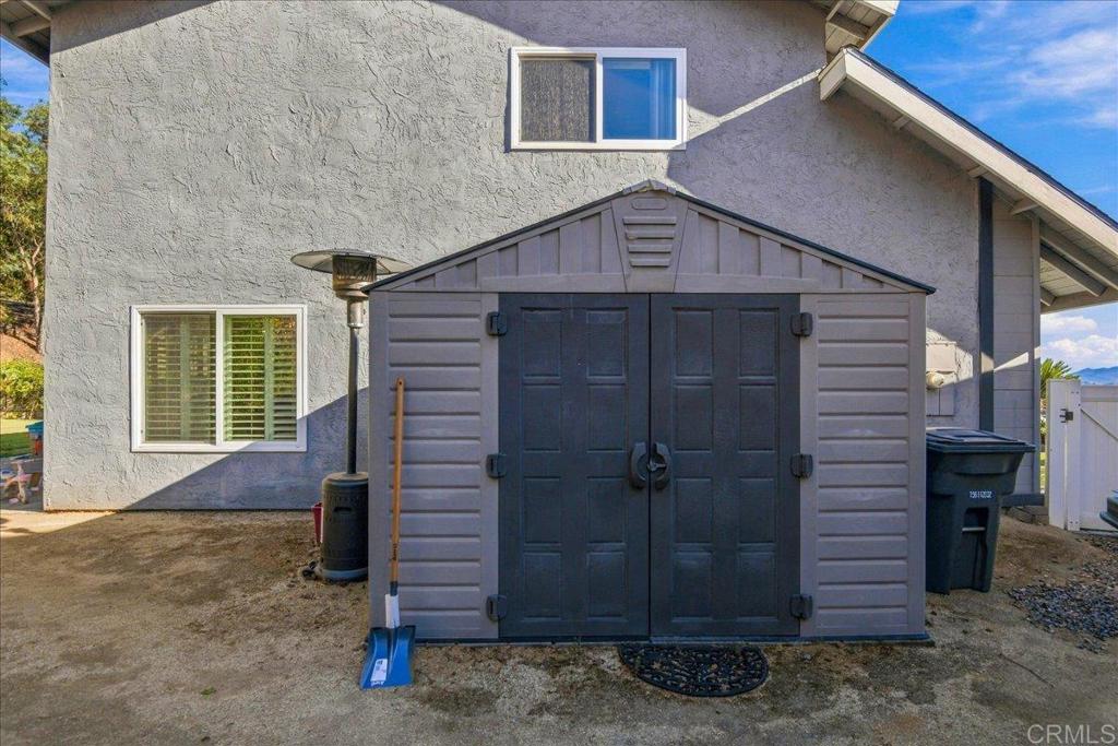 1695 Arnheim CT, El Cajon, CA 92021