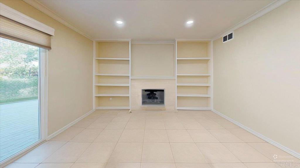 1695 Arnheim CT, El Cajon, CA 92021