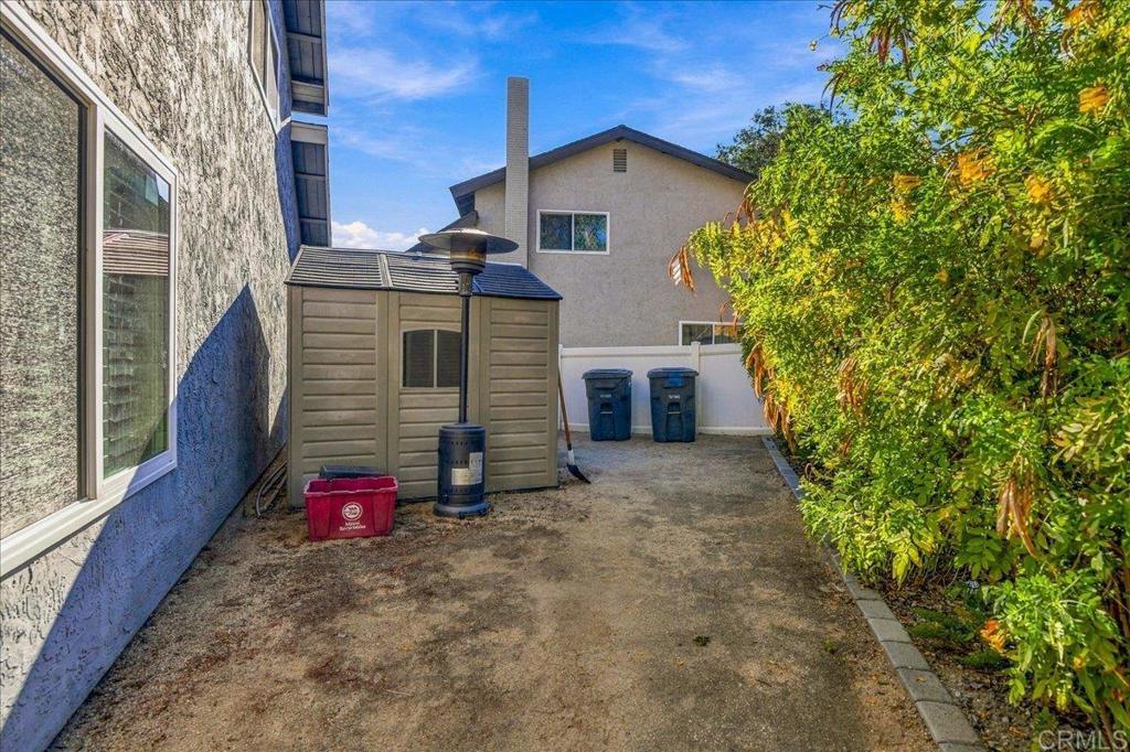 1695 Arnheim CT, El Cajon, CA 92021