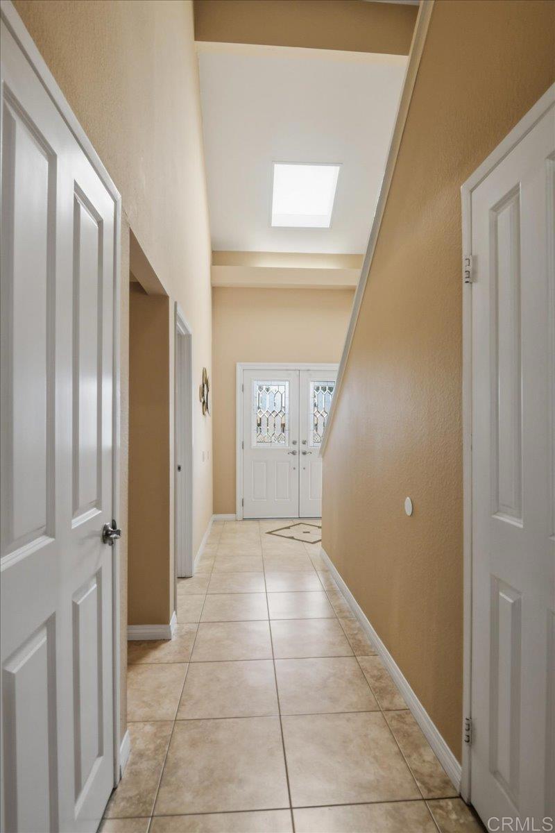 1695 Arnheim CT, El Cajon, CA 92021