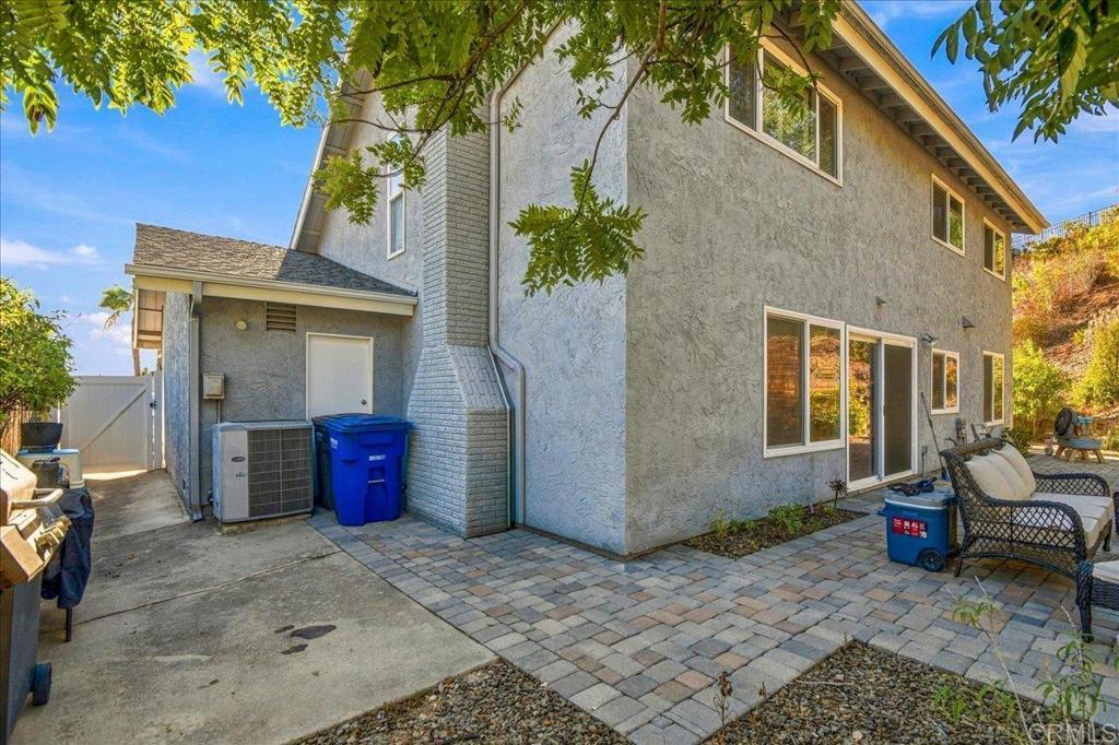 1695 Arnheim CT, El Cajon, CA 92021