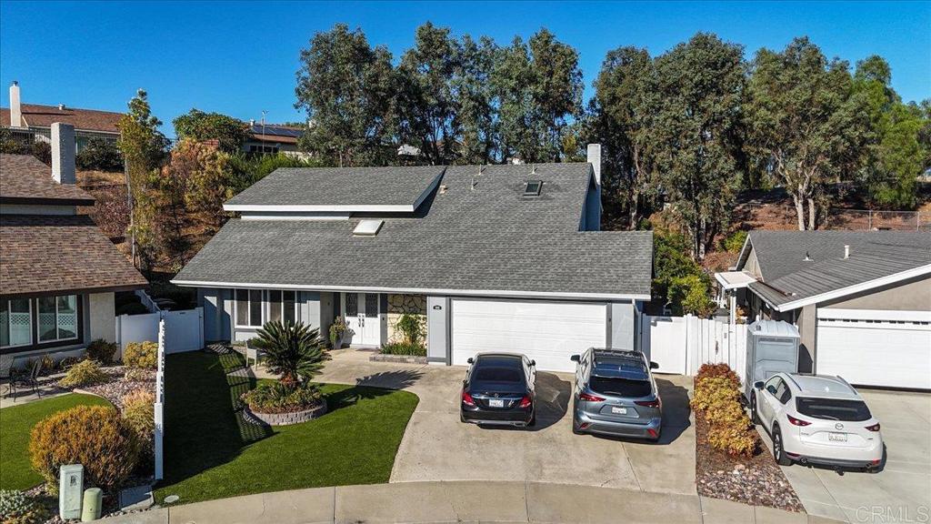 1695 Arnheim CT, El Cajon, CA 92021