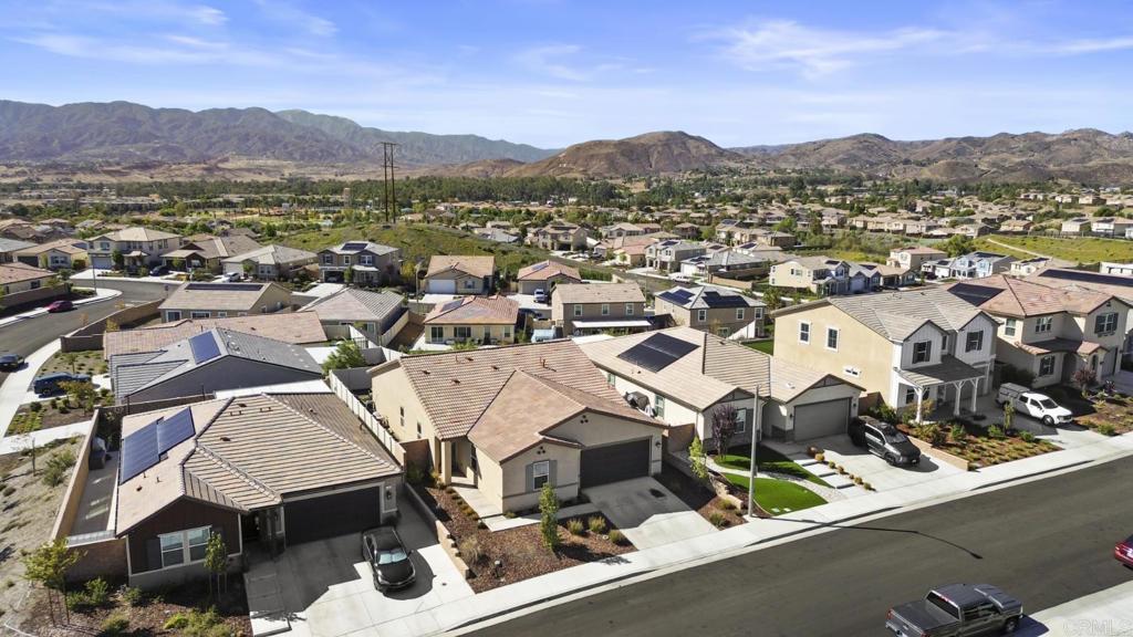 41303 Wizard Court, Lake Elsinore, CA 92532