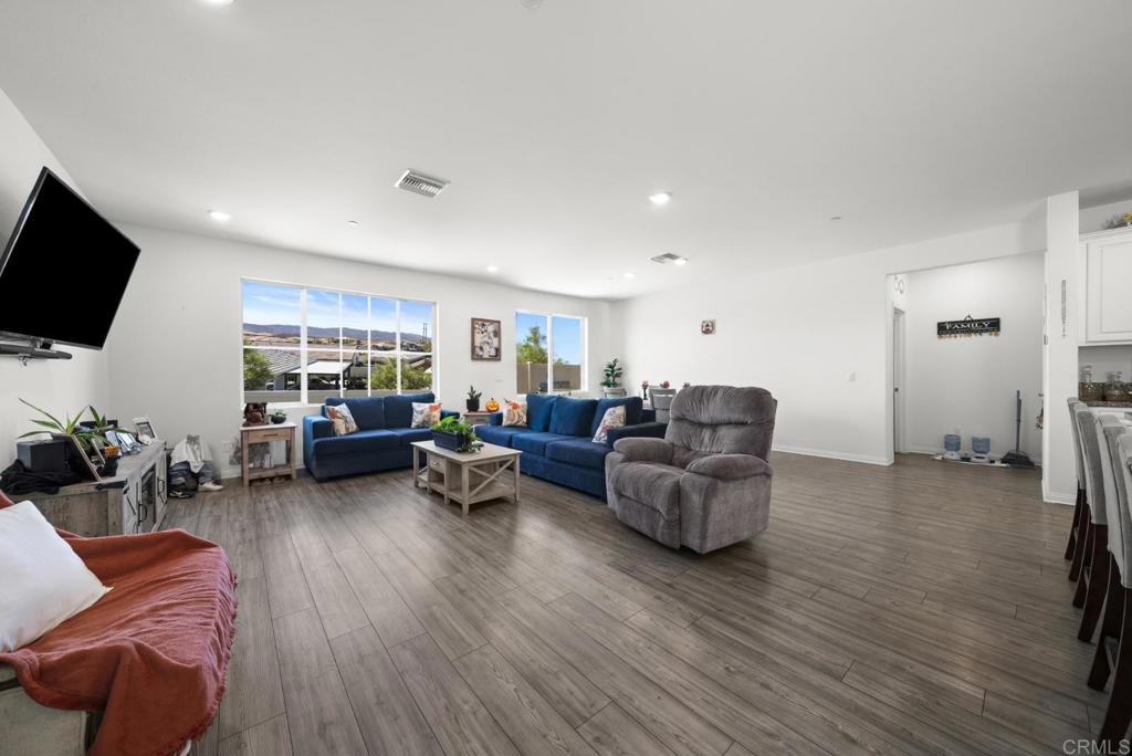 41303 Wizard Court, Lake Elsinore, CA 92532