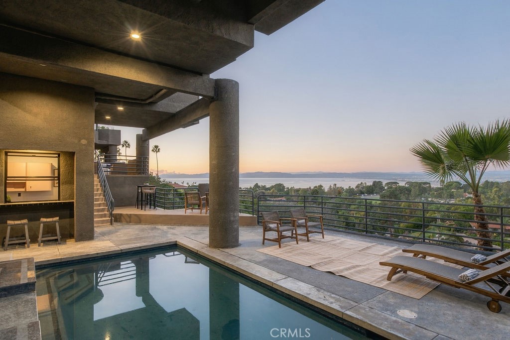1905 Via Coronel, Palos Verdes Estates, CA 90274