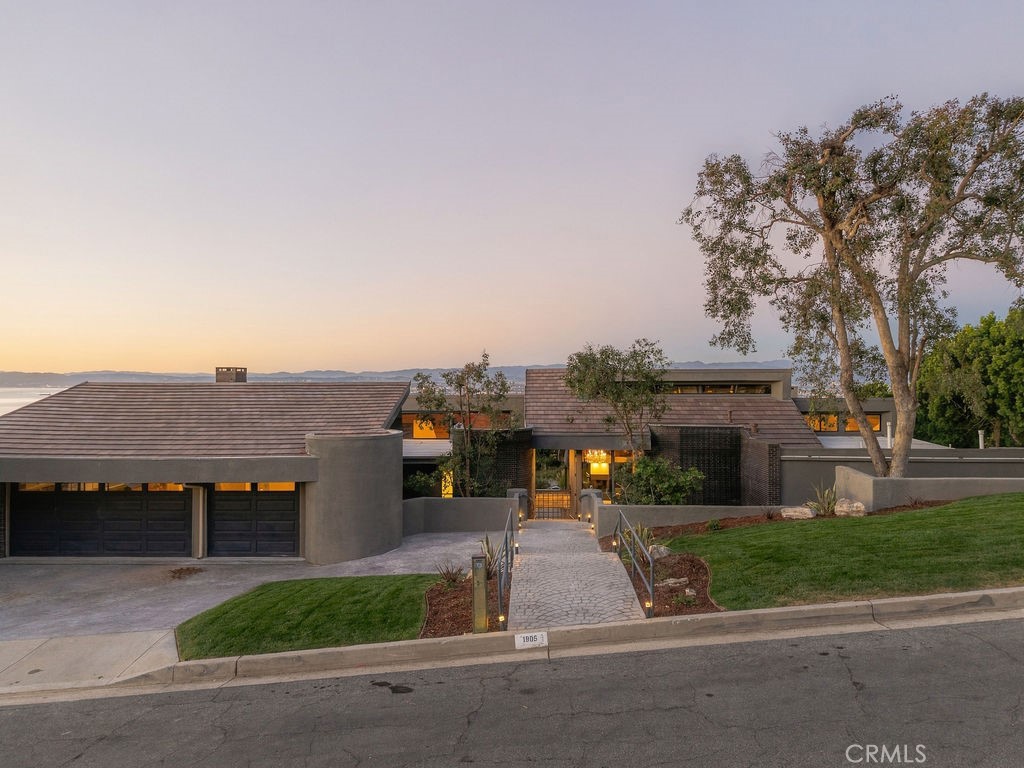 1905 Via Coronel, Palos Verdes Estates, CA 90274