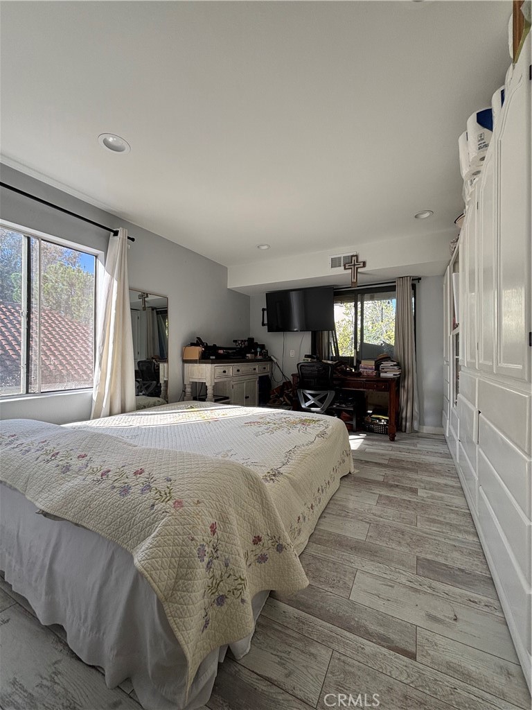 700 W 3rd, Santa Ana, CA 92701 700 W 3rd, Santa Ana, CA 92701