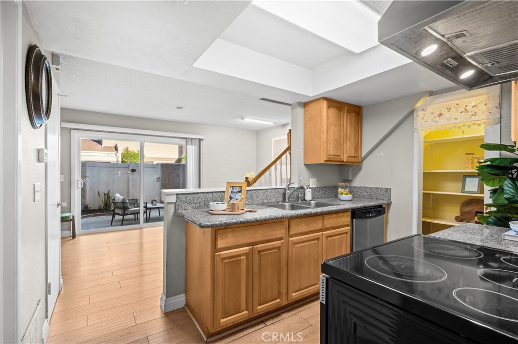 7650 College Drive, Stanton, CA 90680