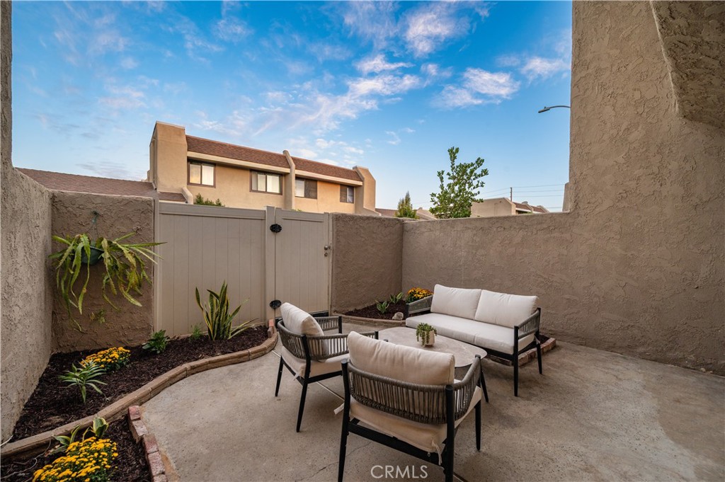 7650 College Drive, Stanton, CA 90680