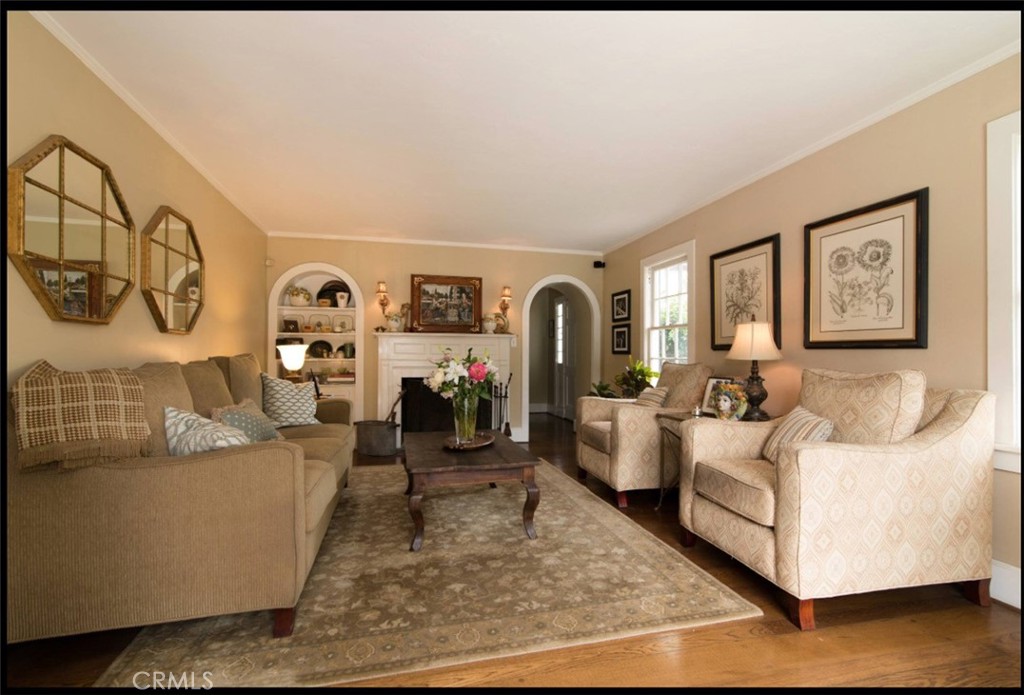 2110 N Ross, Santa Ana, CA 92706