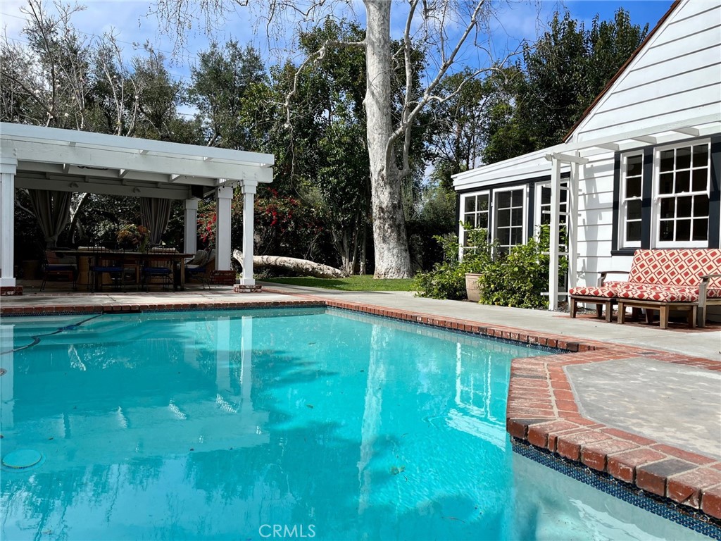 2110 N Ross, Santa Ana, CA 92706