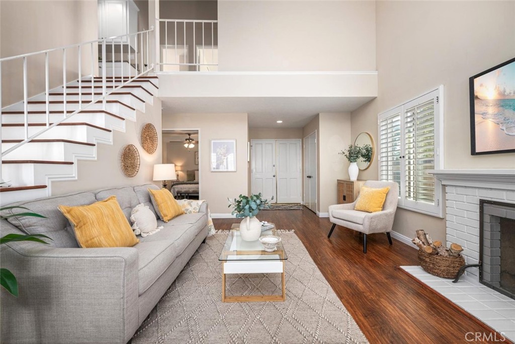 11389 Nayshon Court, Cypress, CA 90630