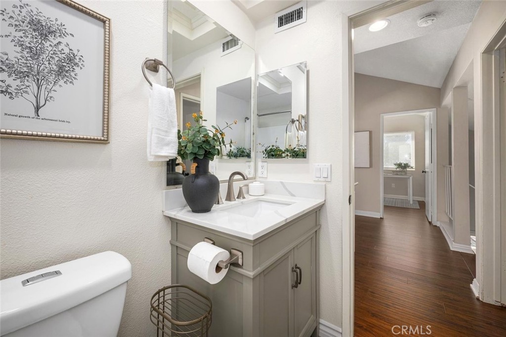 11389 Nayshon Court, Cypress, CA 90630