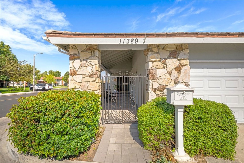 11389 Nayshon Court, Cypress, CA 90630