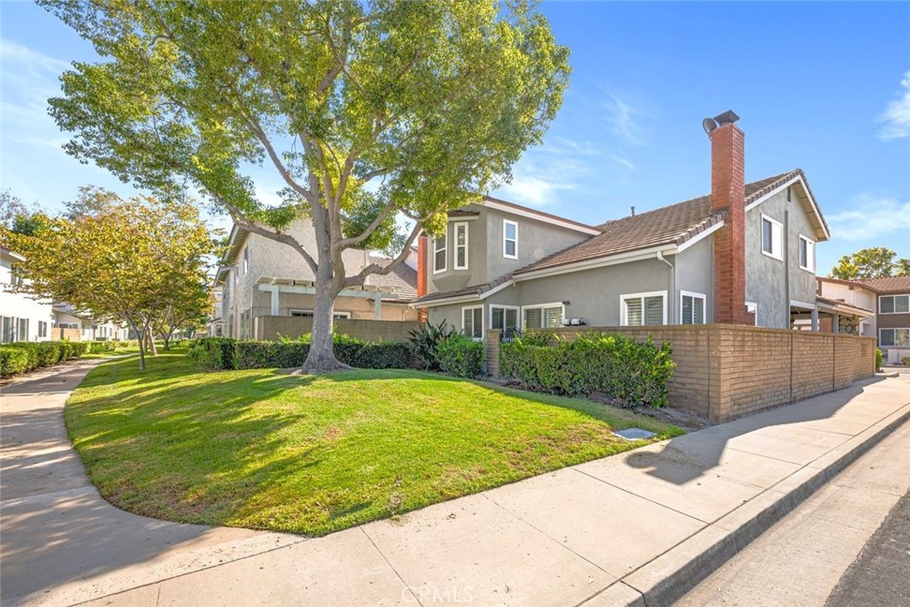 11389 Nayshon Court, Cypress, CA 90630