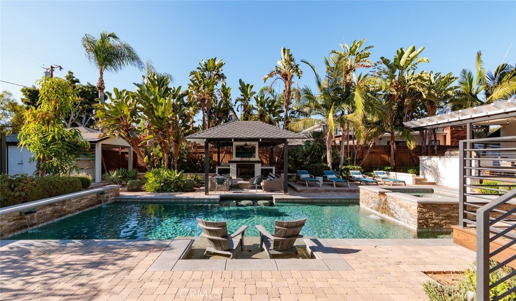 14041 Windsor Place, North Tustin, CA 92705