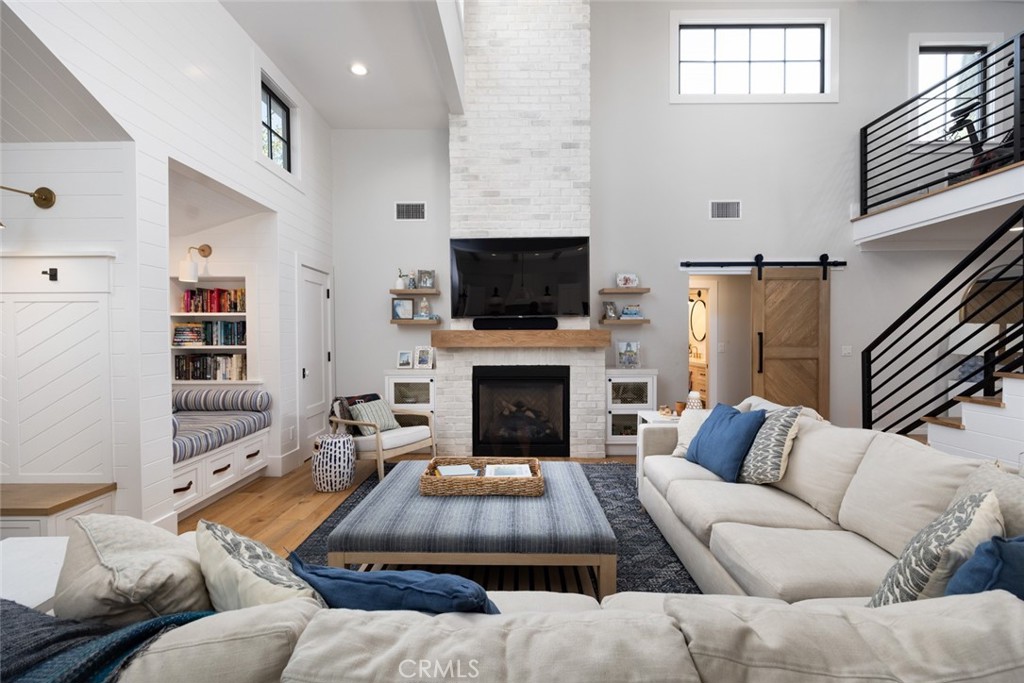 14041 Windsor Place, North Tustin, CA 92705