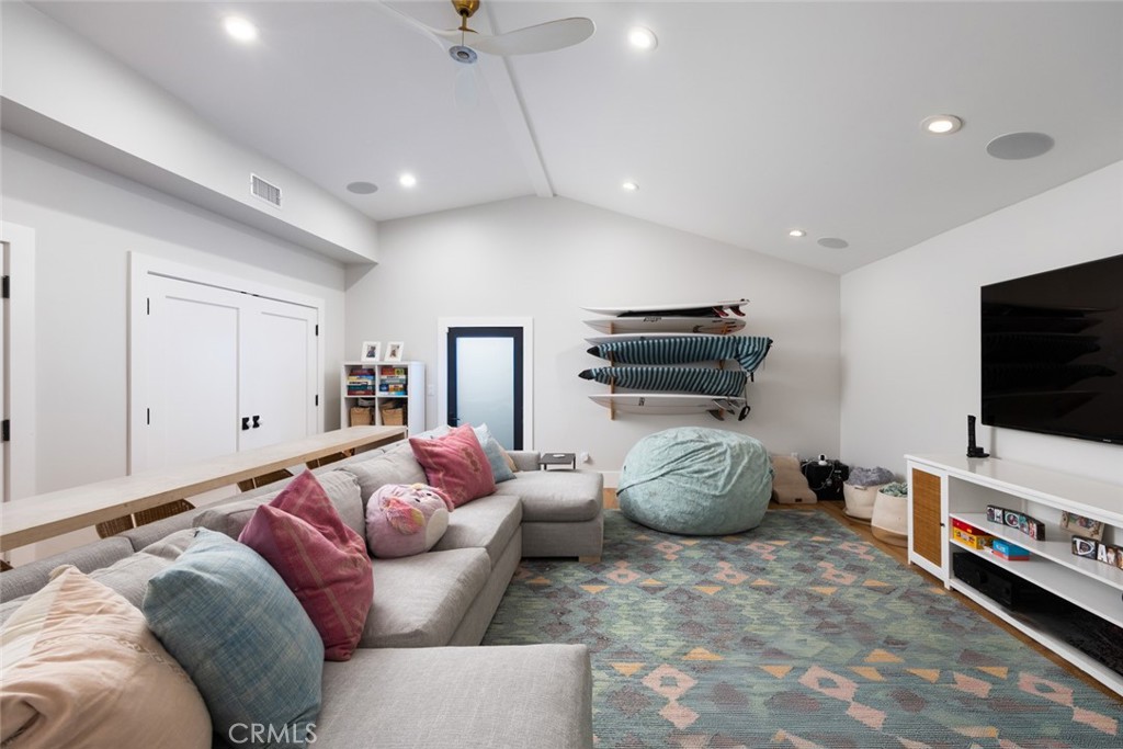 14041 Windsor Place, North Tustin, CA 92705