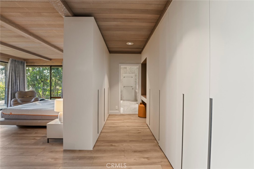 1458 Hillcrest, Pasadena, CA 91106