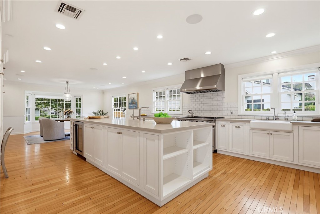 4455 California Avenue, Long Beach, CA 90807