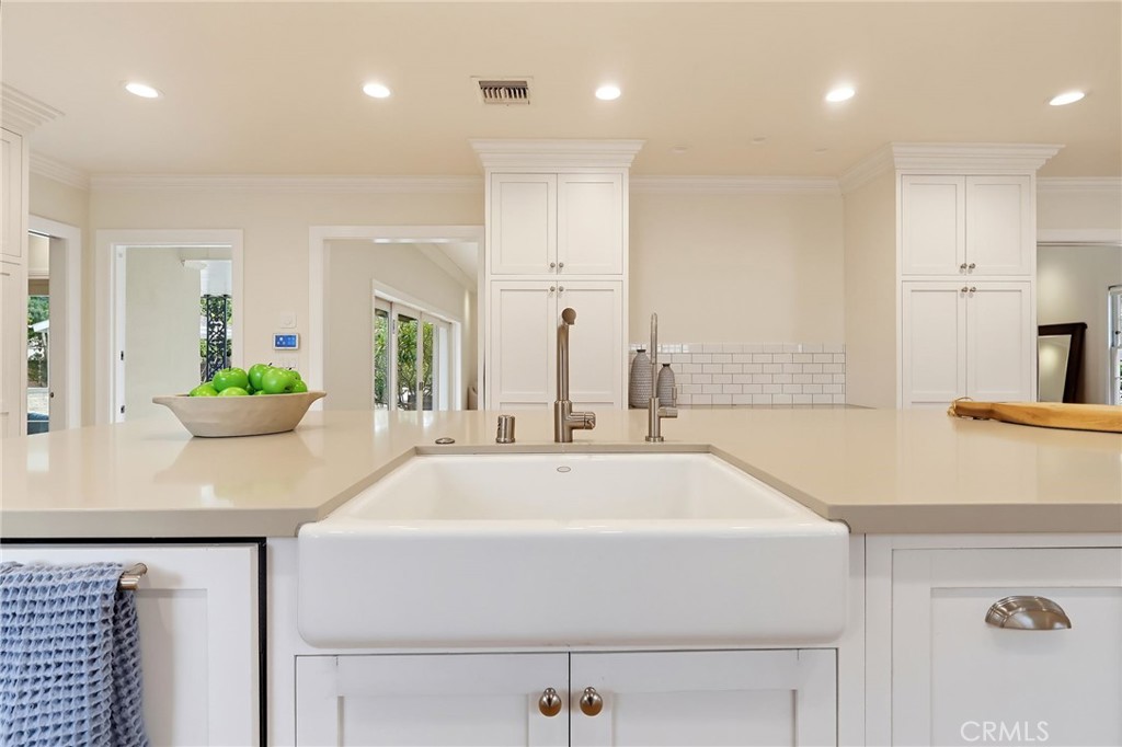 4455 California Avenue, Long Beach, CA 90807