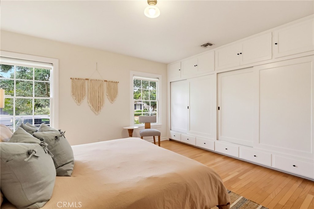 4455 California Avenue, Long Beach, CA 90807