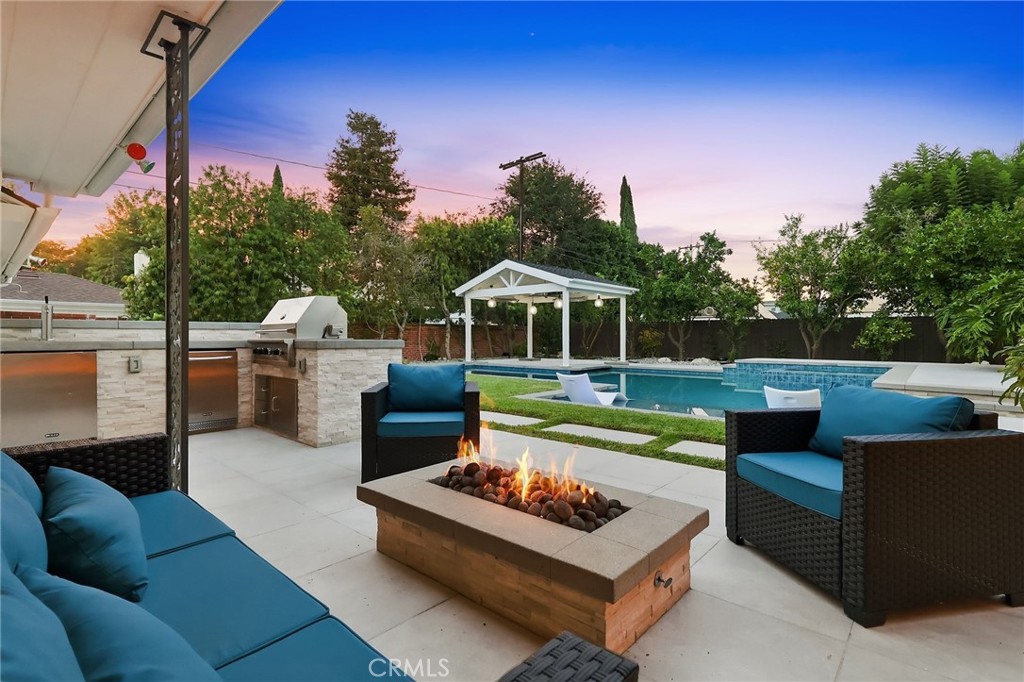 4455 California Avenue, Long Beach, CA 90807