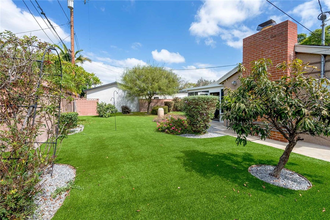 2245 Mcnab, Long Beach, CA 90815